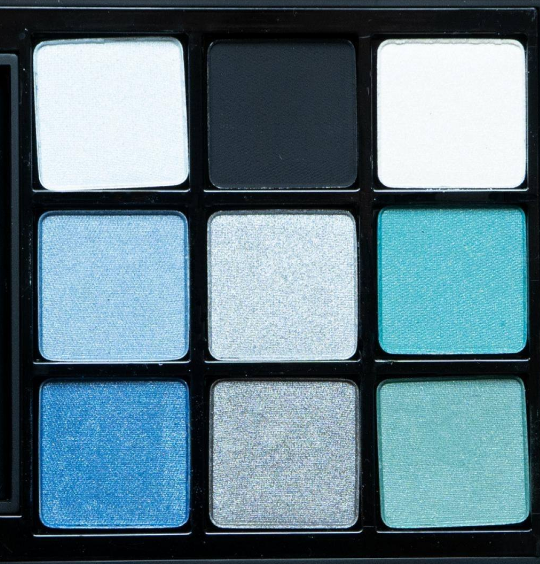 9-Farben-Lidschatten-Palette – Winter Queen 18 g