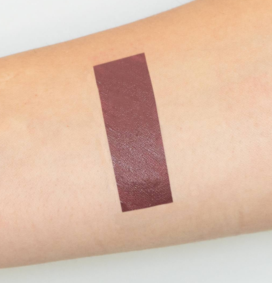 Matter, flüssiger Lippenstift mit langanhaltendem Halt – Dark Plum